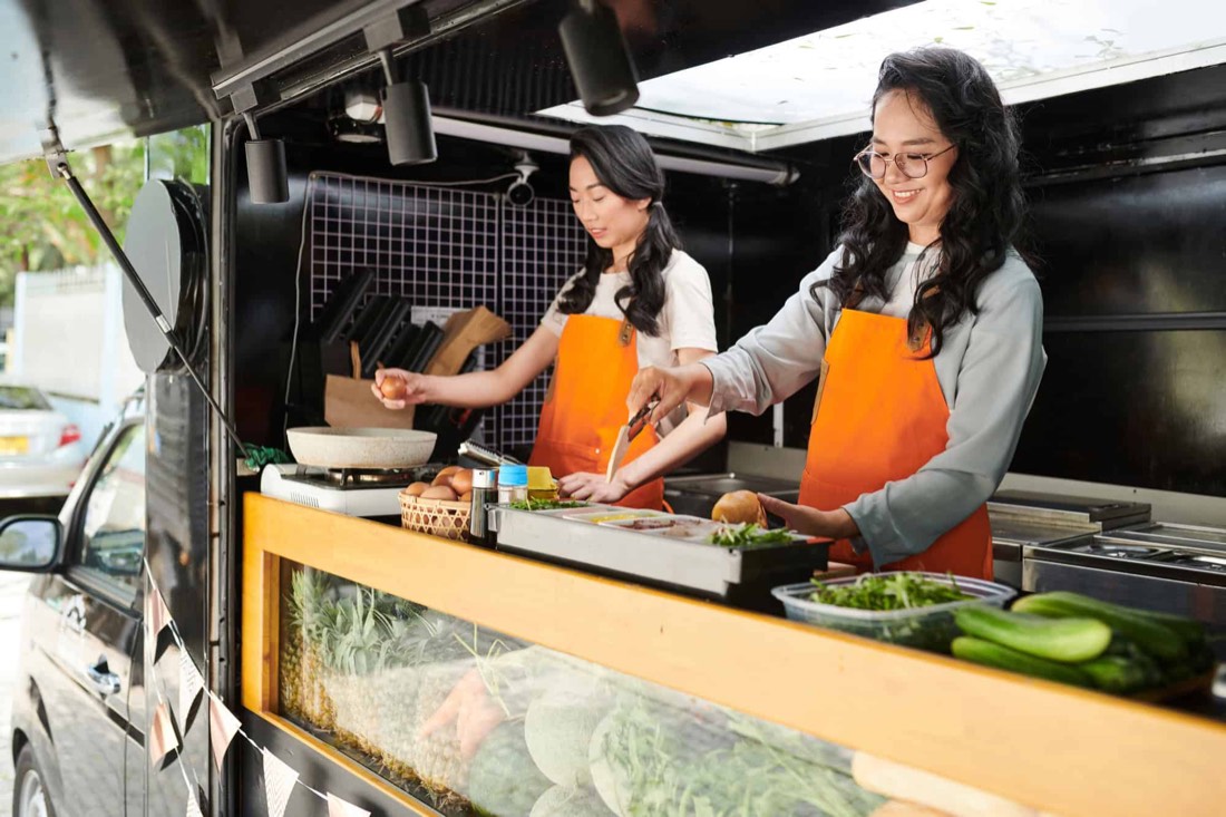 Rolling in Success: How a Food Truck Supercharges Restaurant Profits