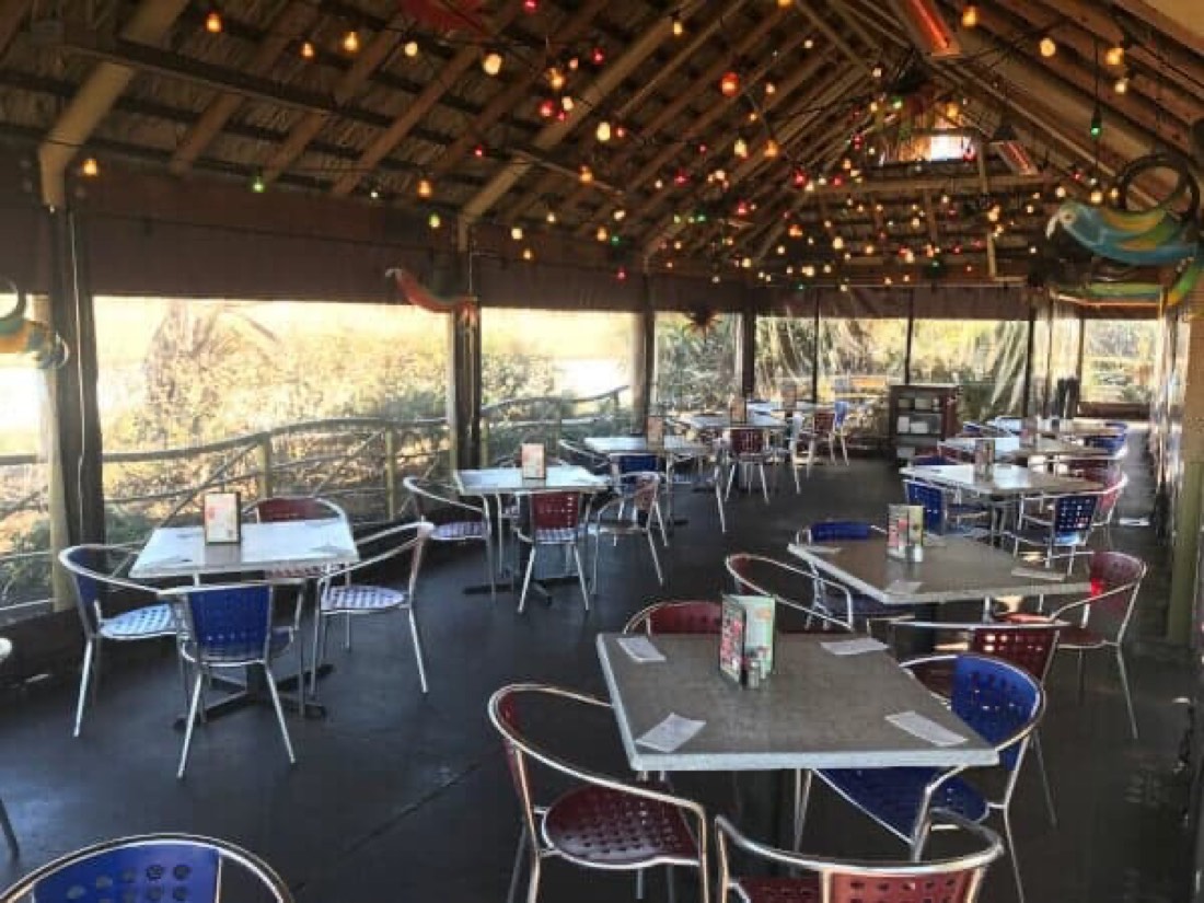 Keeping Your Restaurant's Patio Full During the Holidays